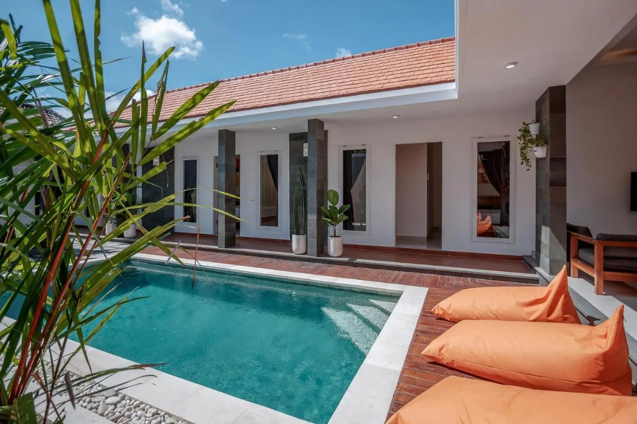 Amazing Villa In Oberoi Top Location Seminyak