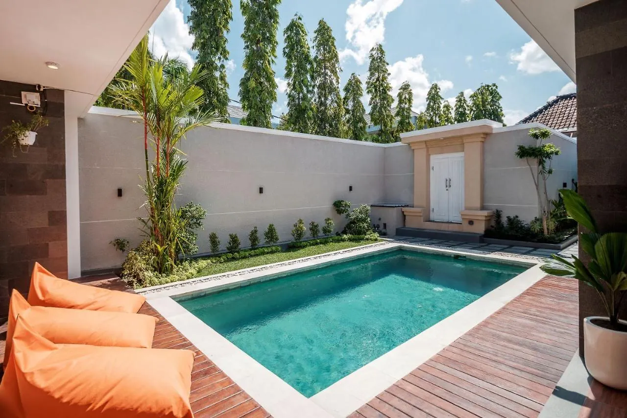 Amazing Villa In Oberoi Top Location 세미냑