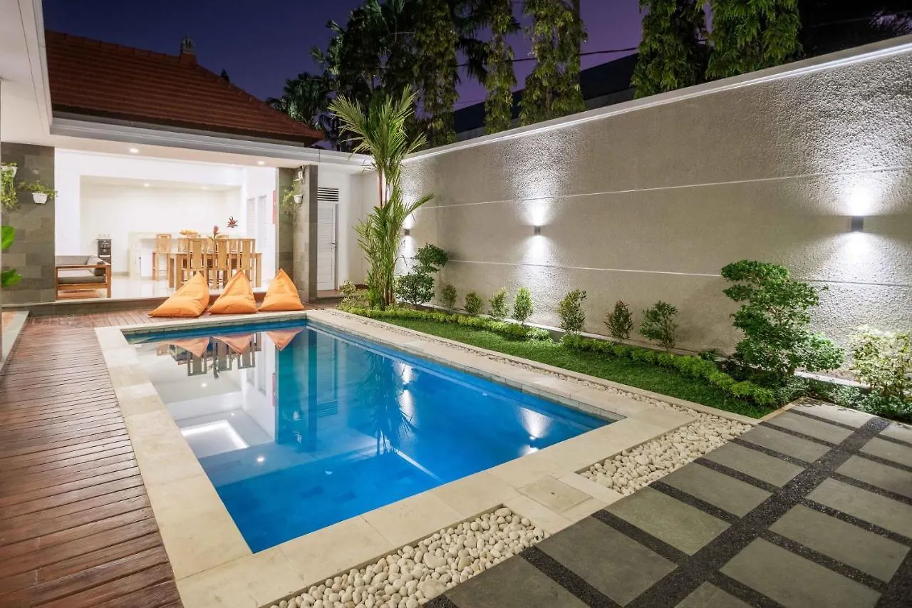 Amazing Villa In Oberoi Top Location 세미냑