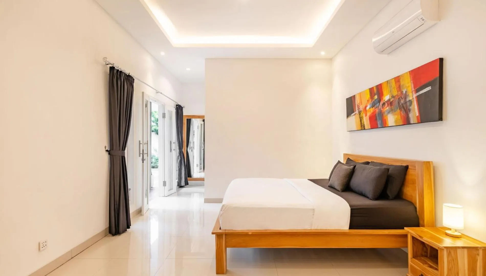 Amazing Villa In Oberoi Top Location 세미냑 0*,
